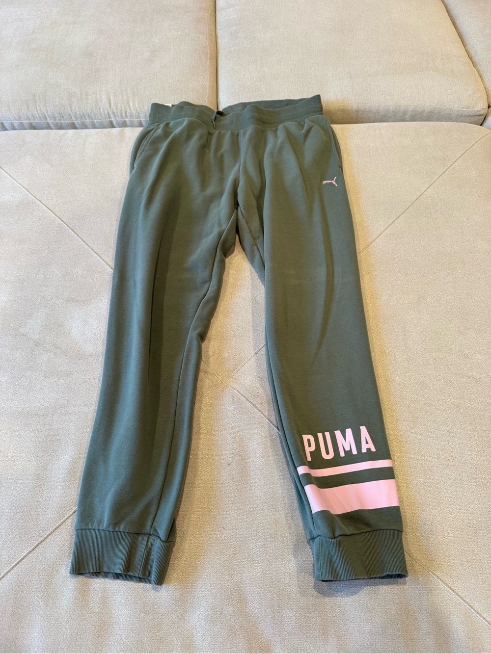 Puma Olive Green Women’s Hoodie & Joggers with Pink Accents - Picture 7 of 10